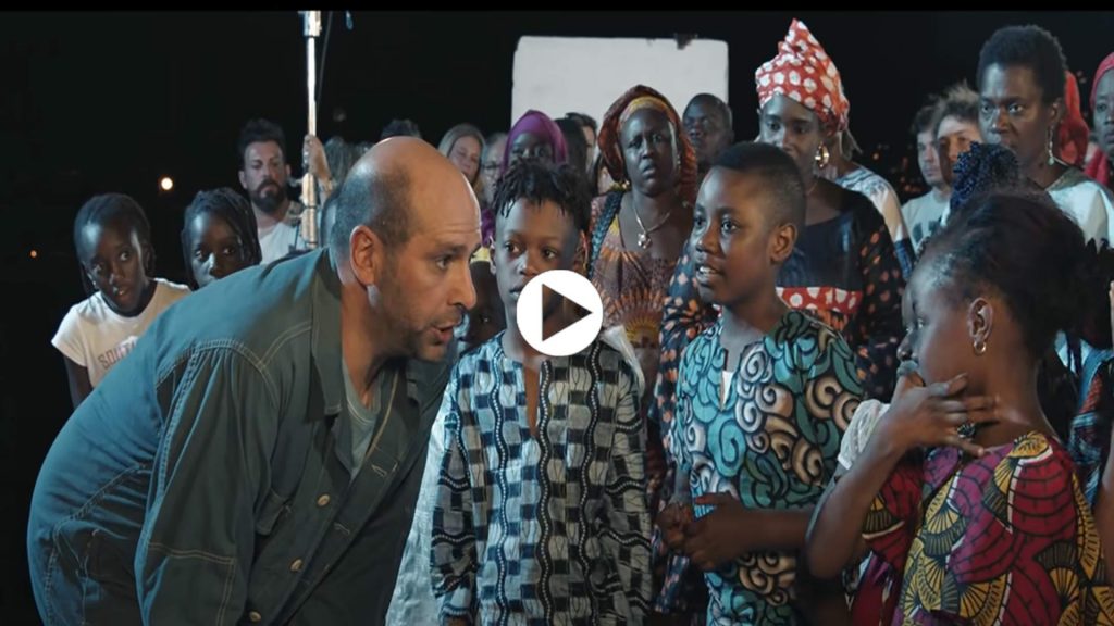 Checco Zalone - La cicogna strabica